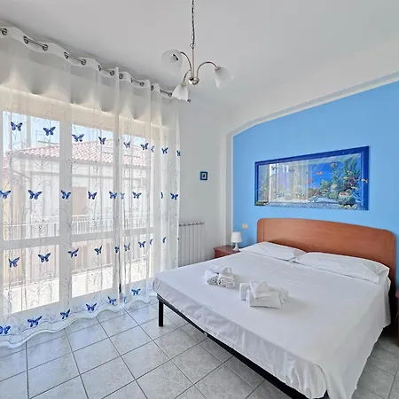 Apartamento 804 - Posizione Unica! Bilocale Fronte Mare In Centro A Marcelli, Con Posto Auto Privato - Inclusa